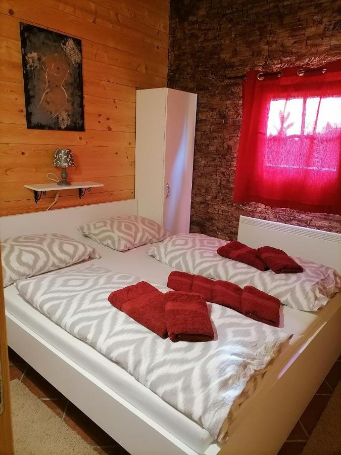 Apartma Suzy Pobegi Εξωτερικό φωτογραφία